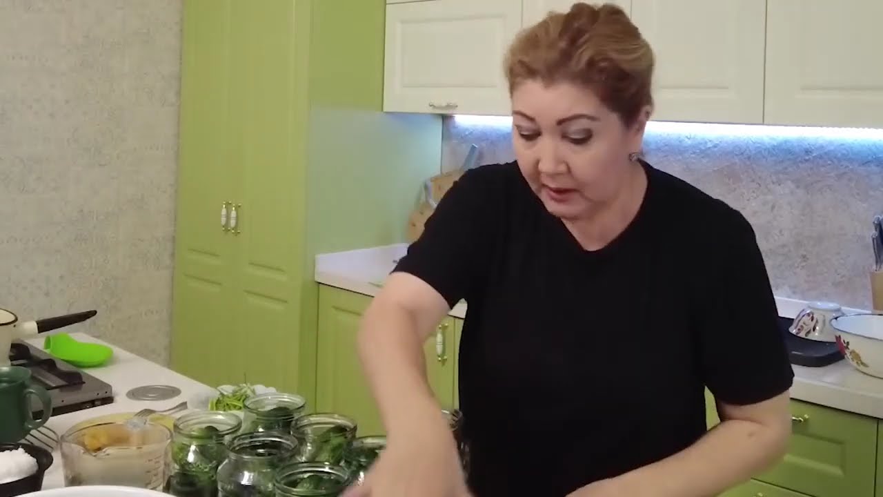 Маринуем огурцы быстро и экономно! С хвостиками и соцветиями!
