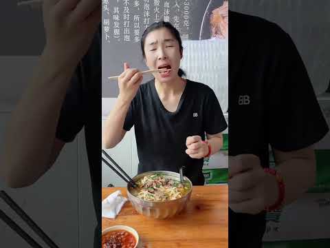 Are the chopsticks clean enough now? Li Dajun
