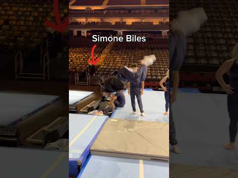 โSimone canโt beat the menโ ๐
#gymnastics #gymnast #sports #gymnast #olympics #olympic #d1