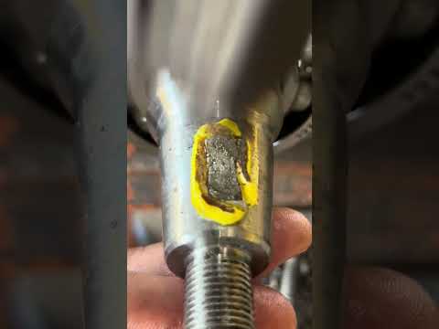 Old school technique making key #bjuneworks #automobile #subscribe #usa #mechanic #diy