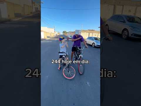244 antigamente VS 244 hoje em dia😂🚲 #bike #grau #humor