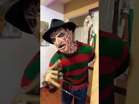 Freddy tiene miedo de apagar la luz ๐๐ก๐ค #roblox #humor #comedia #memes #xd #freddy