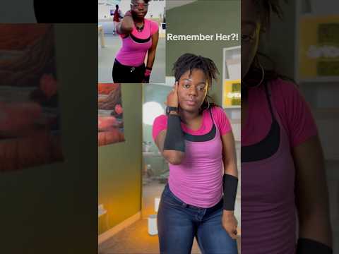 😂 Apple Store Girl…IYKYK