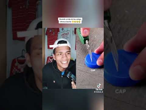 quando a mΓ£e do seu amigo oferece lanche