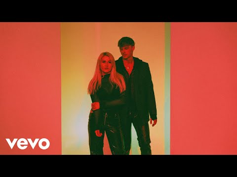 J&#252;ri Pootsmann - Ilu valuta ft. Elina Born