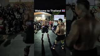 📍"แม้ว คอลาย"  ทนไม่ไหว เห็นคนไทยด้วยกันโดนอัดเละ 📍ขอท้าชน 🥊 เจอ ต่างชาติ ไซส์ยักษ์👹