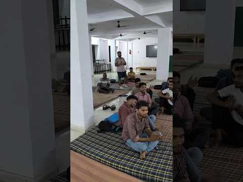 प्रयागराज में UP कांस्टेबल EXAM छात्रों के रहने के व्यवस्था का निरीक्षण करते विवेक सर 😍 ##shorts