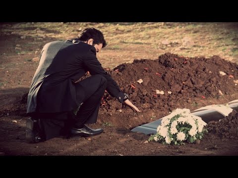 Ye shayari ek husband ki taraf se apni wife ko dedicate hai jo ab is duniya me nahi hain