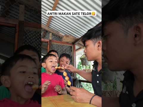 ANTRI MAKAN SATE TELOR! #comedy #satetelurpuyuh #shorts #lucu