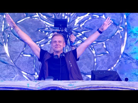 Armin van Buuren & Moby - Extreme Ways (Live at Tomorrowland 2024 Mainstage, Weekend 2)