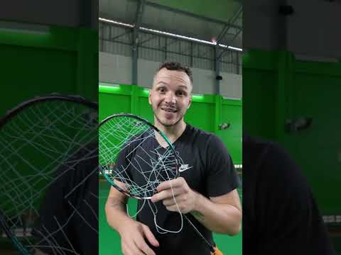 Quand tu actives une méthode de triche car tu es en difficulté #badminton