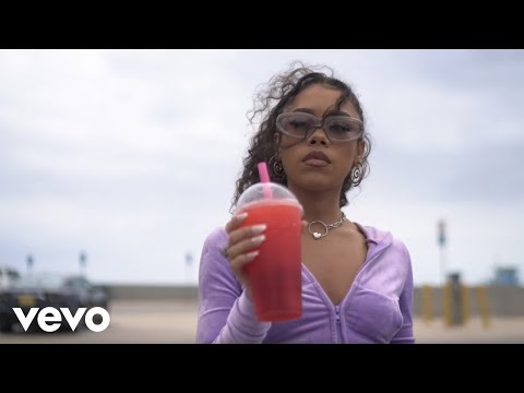 Jalisa Rey - Cross The Line [Official Music Video]