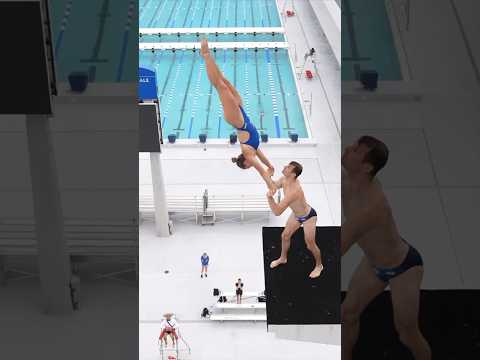 Partner Handstand Dive 15 meters @eleanorsmart