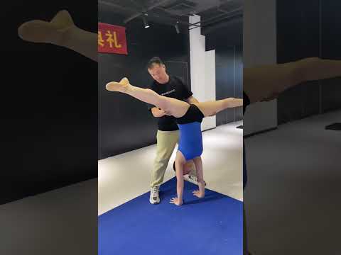 Unforgettable moments for dancers#Flexibility training#Classroom Highlights#Basic skills training