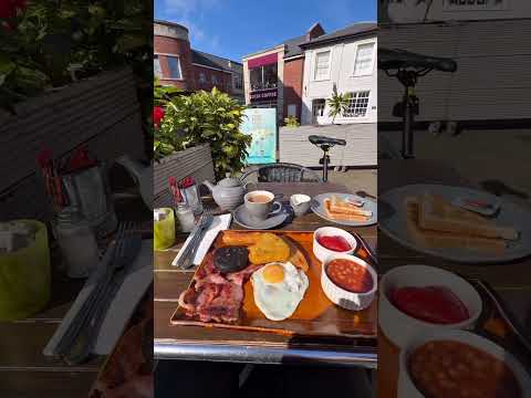 I’m not waiting for this to be unloaded. Time to get the e-bike out. #truckerliam #dailyvlog