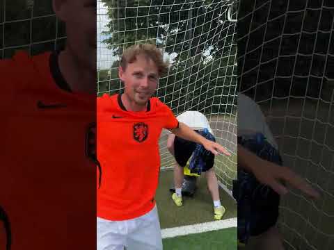 Wer schießt die besten Freistöße? 🇪🇸🇯🇵🇳🇱🇦🇷🇲🇦 #fussball #fussballer #challenge #tore #top
