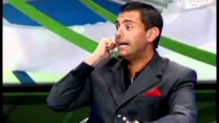 Canta Juan Furlanich en Futbol Total