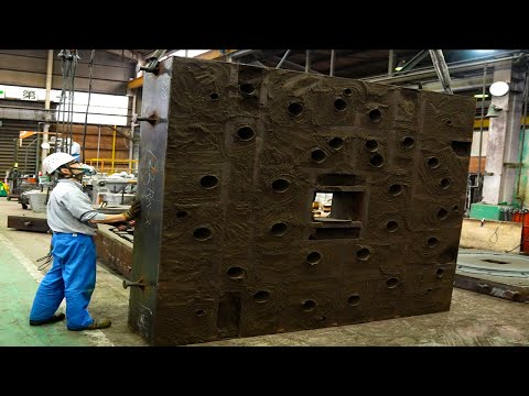 超大型アルミ鋳物のプロセス。 日本の古いアルミニウム鋳造工場