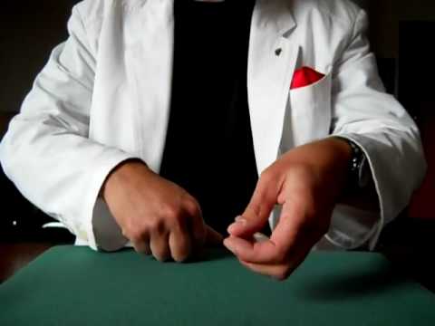 ILLUSIONISMO AI TAVOLI - PRESTIGIATORE ILLUSIONISTA