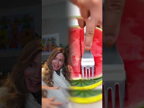 Lembrou de qm com esse vídeo HAHAHAH postando aqui pq vcs adoram esse quadro com minha mãe!
