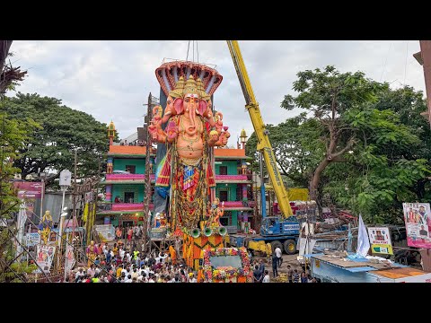 | Khairatabad Ganesh lifting With Crane Competed Khairatabad Ganesh Shoba Yatra 2025 | Hyderabad