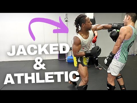 Sparring a JACKED & ATHLETIC Muay Thai Fighter - Intense Striking Battle! (breakdown)