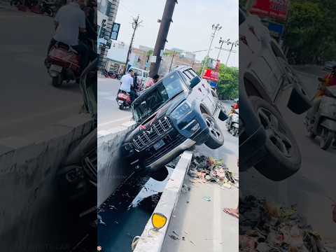 Powerful engine of Mahindra Scorpio ( Most popular car in india Mahindra Scorpio )