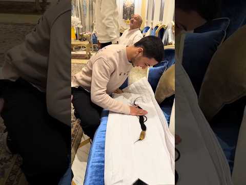 خصله من شعر سيدنا محمد صلى الله عليه وسلم ❤️🥹
