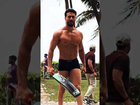 Tiger shroff playing cricket #song #bollywood #cover #bollywoodcoversongs