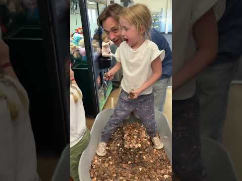 She Spent Her Birthday Giving Away Money Instead of Gifts! #shorts #shortsvideo