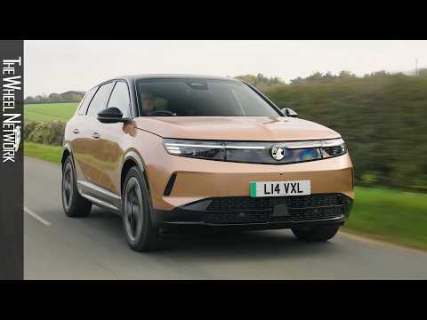 2025 Vauxhall Grandland Electric | Impact Copper | Driving, Interior, Exterior