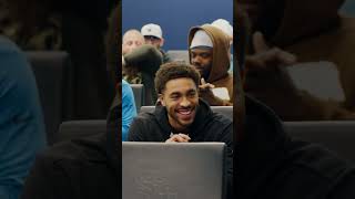 How Chimere Dike found out he made his first Pro Bowl 🥹 (via @Titans/X)