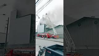 🚨 Alarma 2 de incendioContinúan los trabajos por parte de unidades de #BCBG en la fábrica El café
