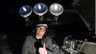 Heino är less att skruva i mörka polarnätter men de fixar han lätt med en pannlampa