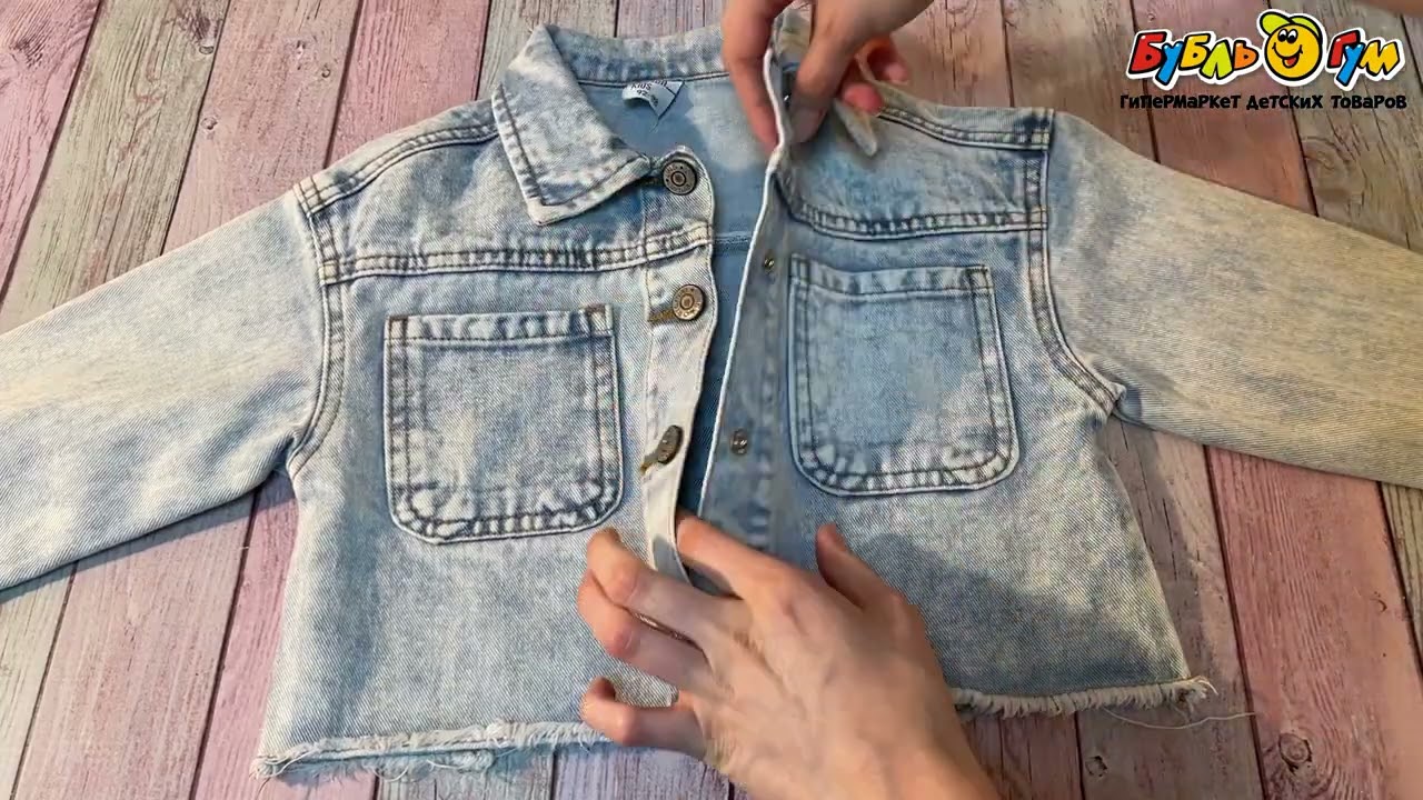 Куртка Lanson Kids джинсовая с надписью укороченная - видео