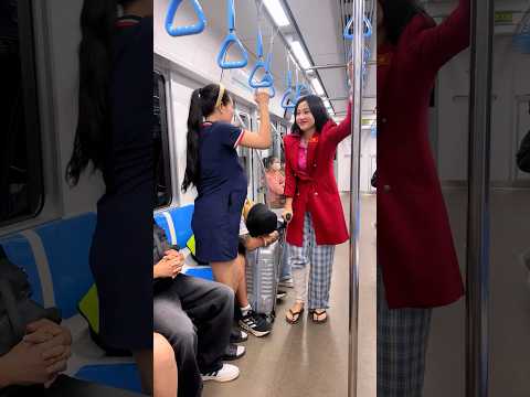 Kindness is instinct.#TrainMoments #PublicTransport #SeatForThoseInNeed #viralvideo #respect