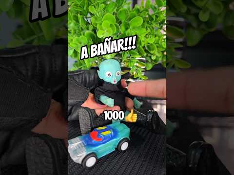 Lo baรฑamos con Shampu de Pepa? ๐คช #humor #funny #shorts #likes