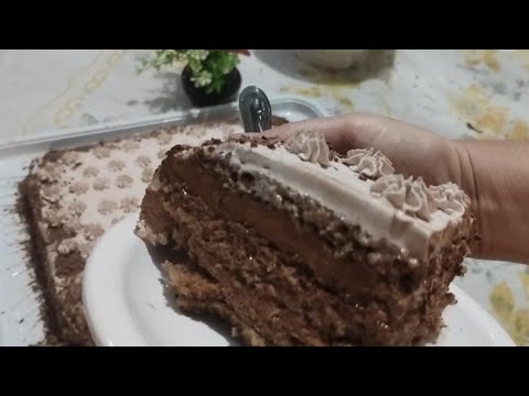 "Bolo Recheado de Chocolate Cremoso - Receita Irresistível e Fácil