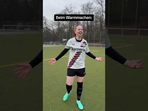 POV: Du hast neue Fußballschuhe😂 #fußball #comedy #springonshorts