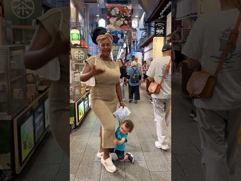 Quase perdi meu filho na multidão 😱😱 aí não teve jeito 🥹 #japan #japao #fy #vlog #fyp #fypシ゚