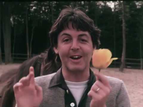 Michael Jackson,PaulMCcartney-The Girl is mine(Fan video)