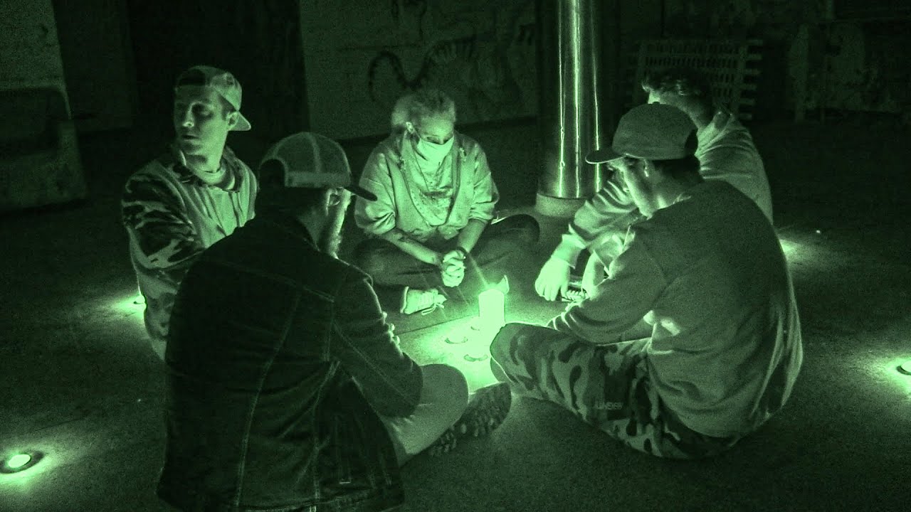 OVERNIGHT at PENNHURST INSANE ASYLUM The S ance