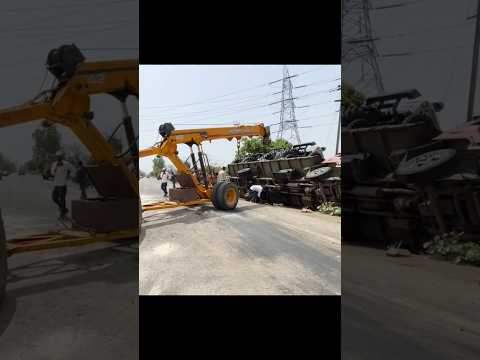 Eicher tractor accident #ytshorts #shorts #shortvideo #subscribe #tractor