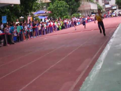 田徑對抗賽-男100公尺 - YouTube