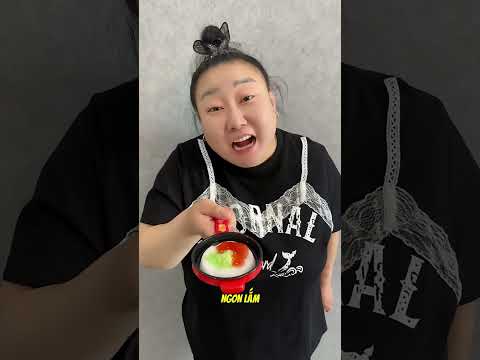 Anh trai đã làm món trứng ốp siêu ngon cho tớ