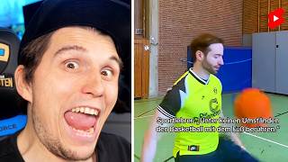 Paluten guckt Shorts bis er im Basketball im Sportunterricht spielen muss