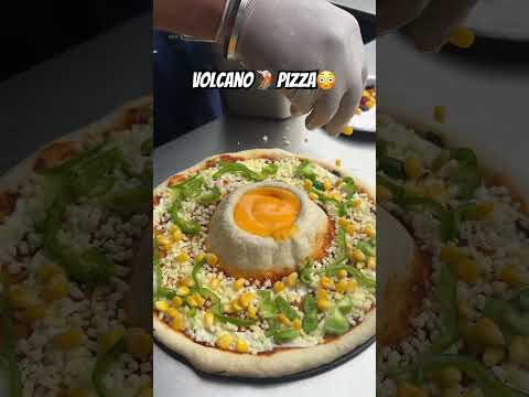 Lava vala pizza😳#food #volcano #volcanoids #pizzalover #pizza za