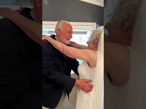 When he saw me in my wedding dress again 🥰#foryou #happy #love #weedingdress