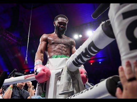 Jaron “Boots” Ennis deja vacante el título welter de la FIB