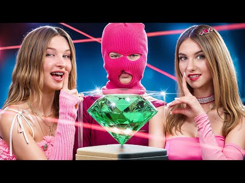 We Became Thieves! Mean Girl, School Queen and Newbie in Jail